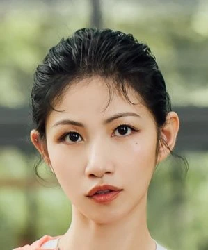 Lee Chien Na