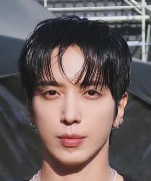 Jung Yong Hwa