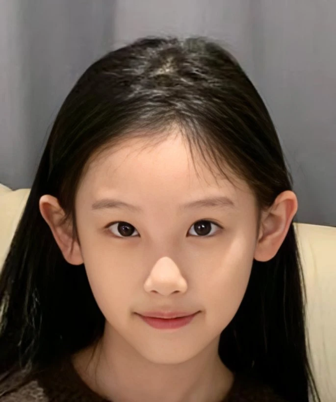 Lv Yi Mo