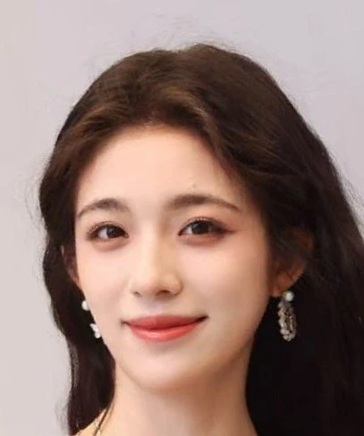 Zhong Li Li