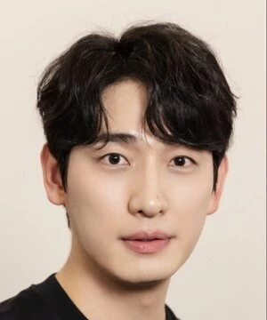 Yoon Bak