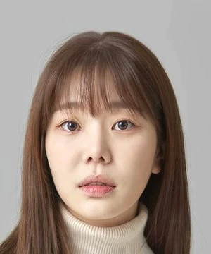 Lee Moon Jung