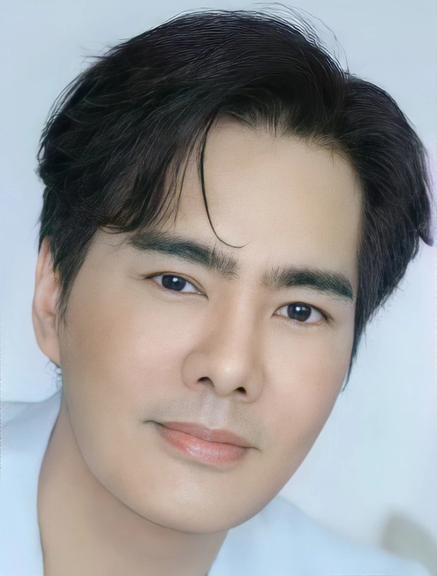 Kelly Rattapong Tanapat