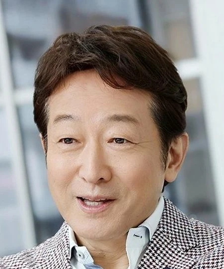 Tatsumi Takuro